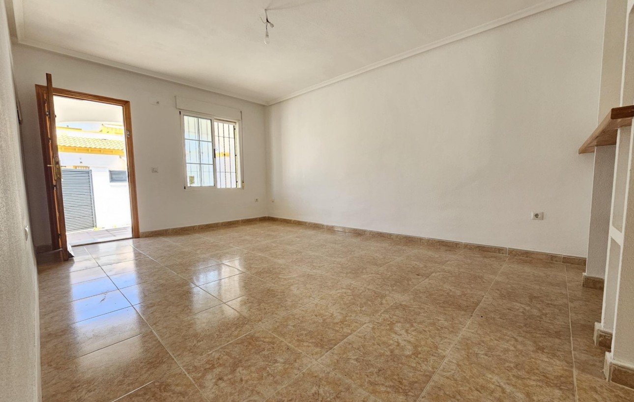 Resale - Radhus - Torrevieja - Aguas Nuevas