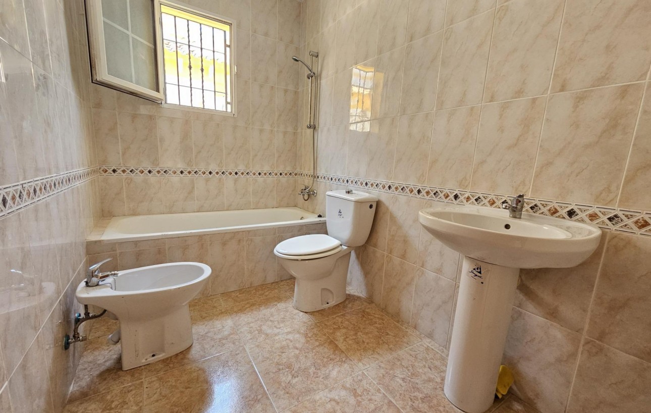 Resale - Radhus - Torrevieja - Aguas Nuevas