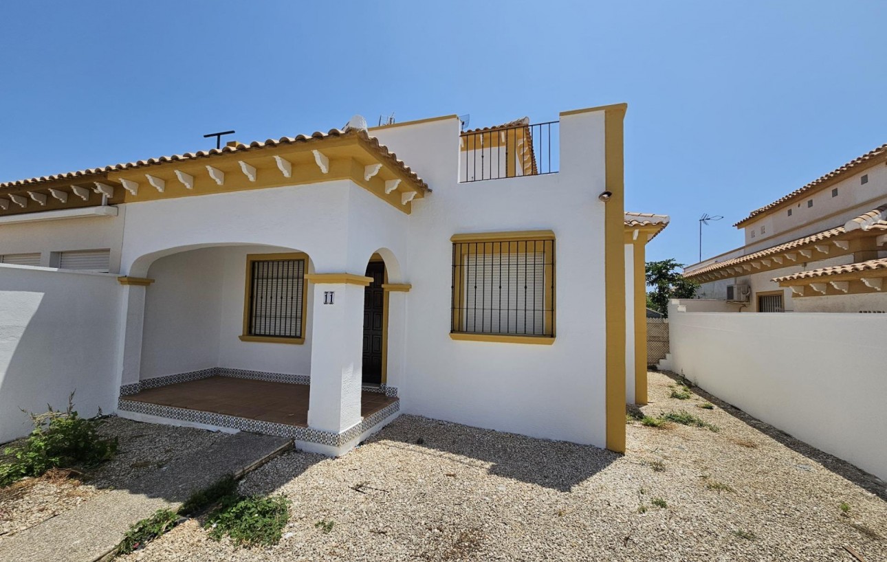 Resale - Radhus - Torrevieja - Aguas Nuevas