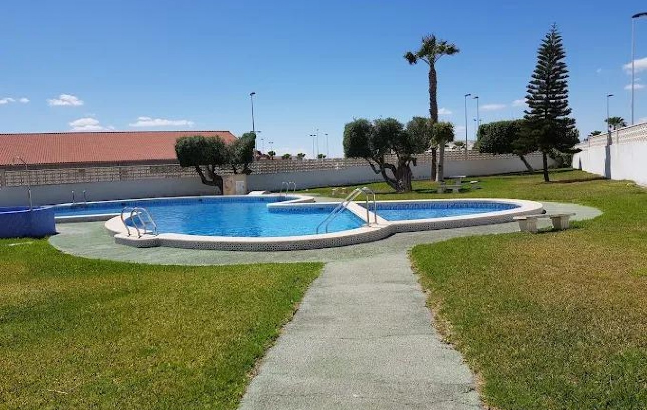 Resale - Radhus - Torrevieja - Aguas Nuevas
