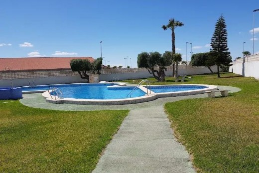 Resale - Radhus - Torrevieja - Aguas Nuevas