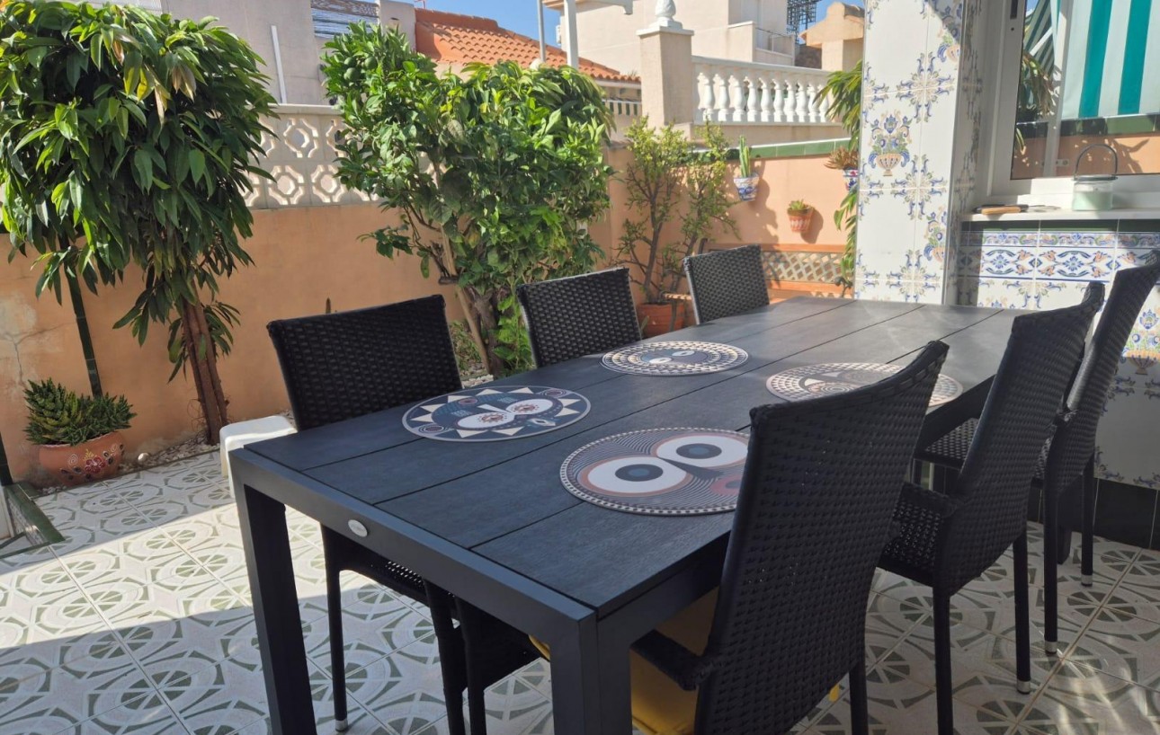 Revente - Casa Tipo Dúplex - Torrevieja - Los altos