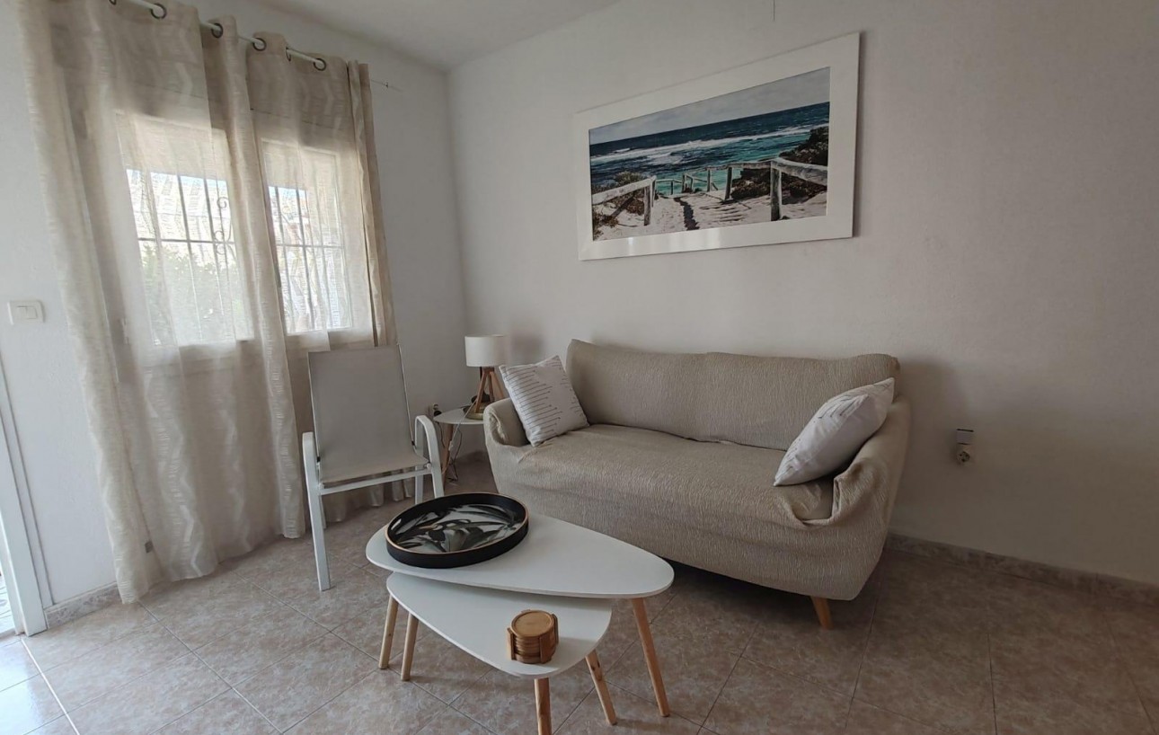 Revente - Casa Tipo Dúplex - Torrevieja - Los altos