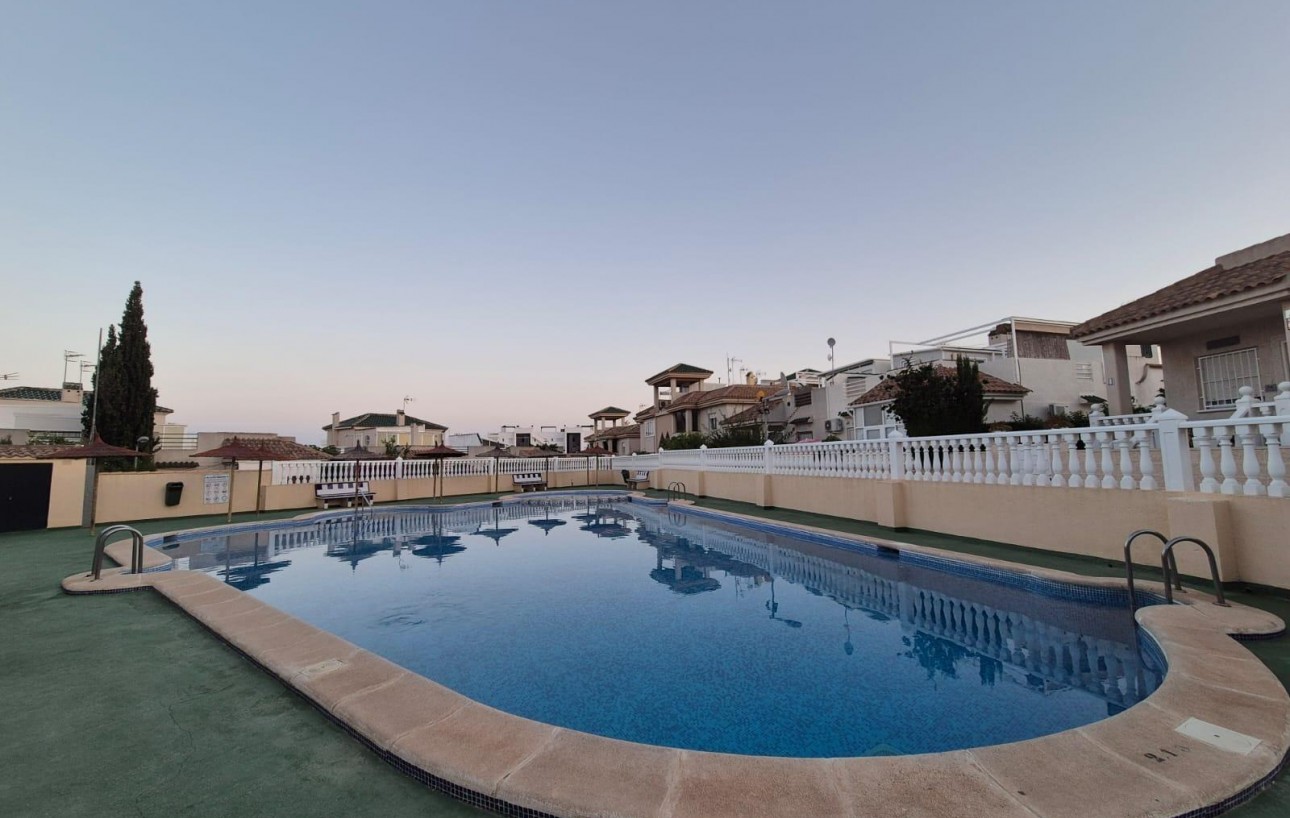 Revente - Casa Tipo Dúplex - Torrevieja - Los altos
