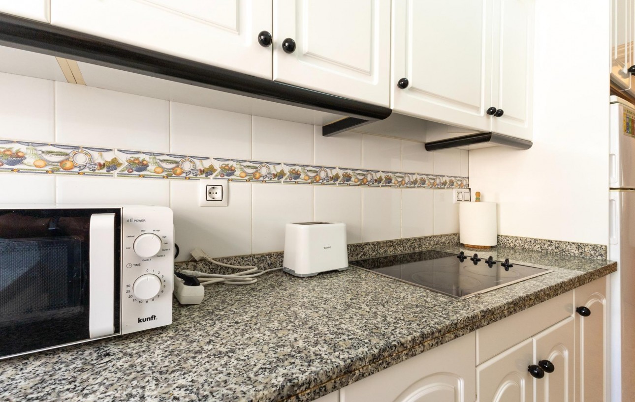 Resale - Wohnung - Torrevieja - Acequion