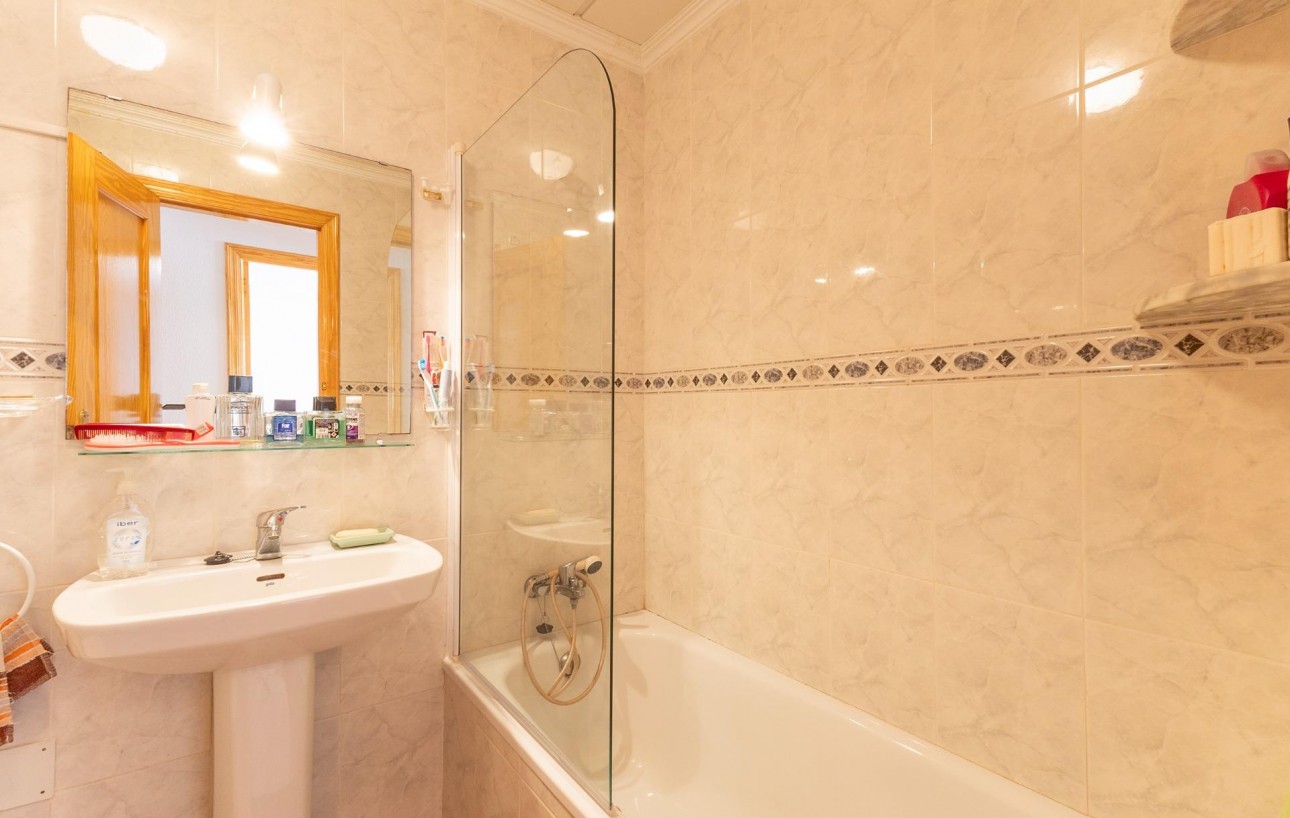 Resale - Wohnung - Torrevieja - Acequion