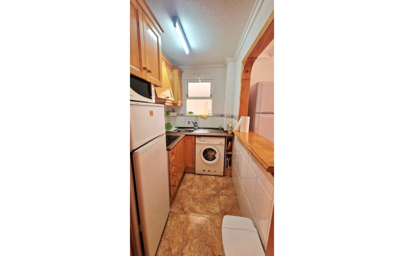 Resale - Wohnung - Torrevieja - Centro
