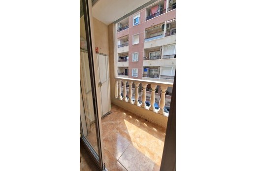 Resale - Wohnung - Torrevieja - Centro