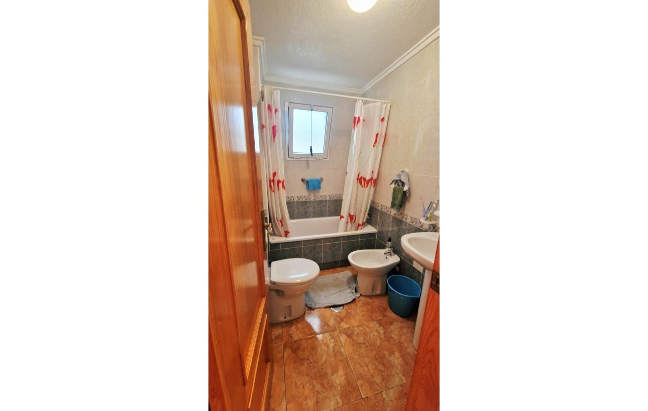 Resale - Wohnung - Torrevieja - Centro