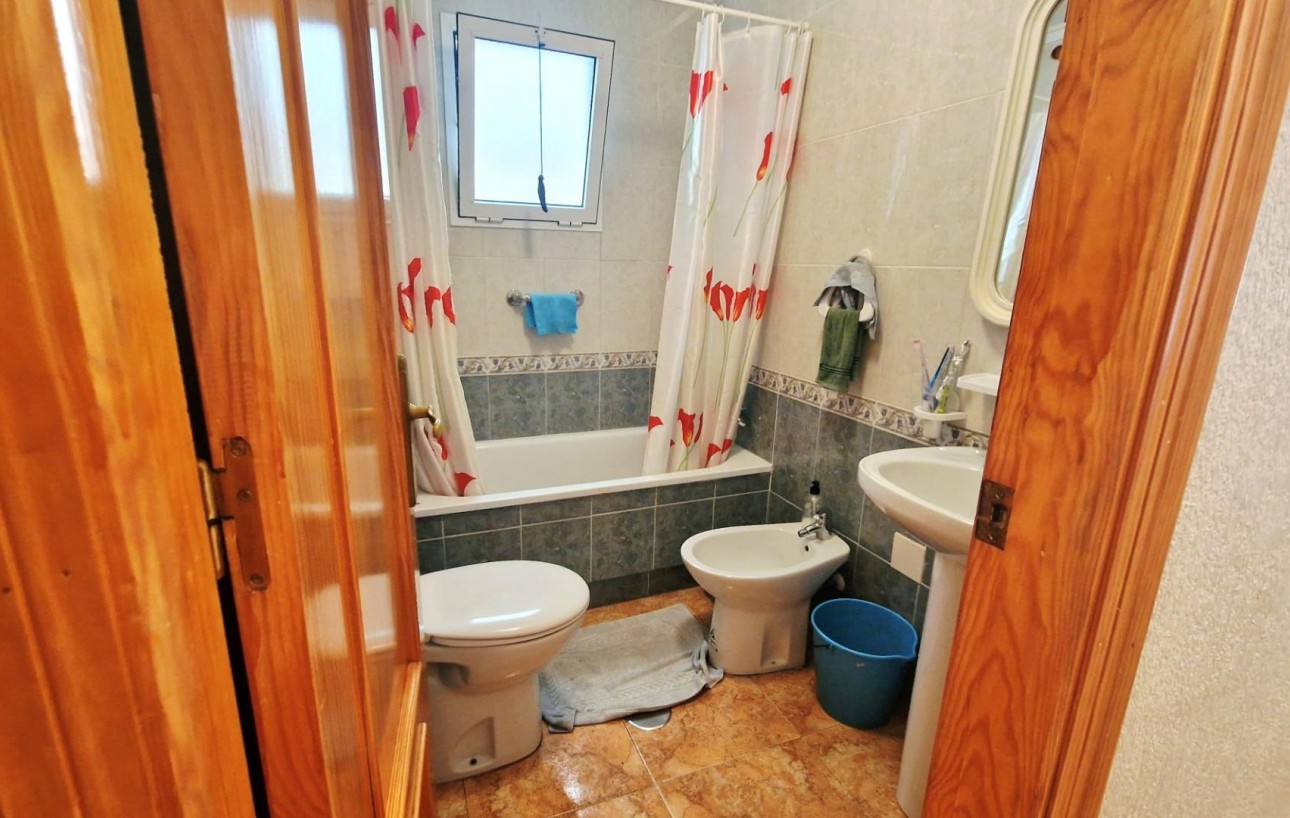 Resale - Wohnung - Torrevieja - Centro