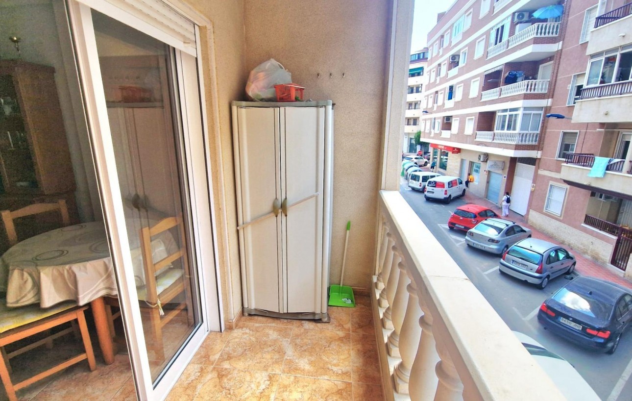 Resale - Wohnung - Torrevieja - Centro