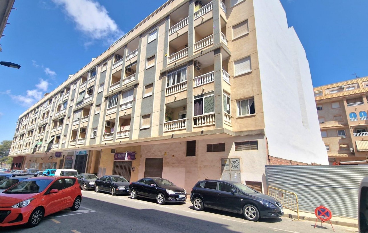 Resale - Wohnung - Torrevieja - Centro