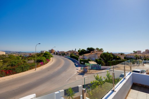 Resale - Villa - Torrevieja - Aguas Nuevas