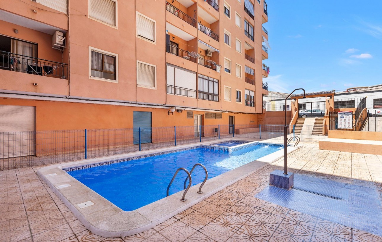 Resale - Piso - Torrevieja - Centro
