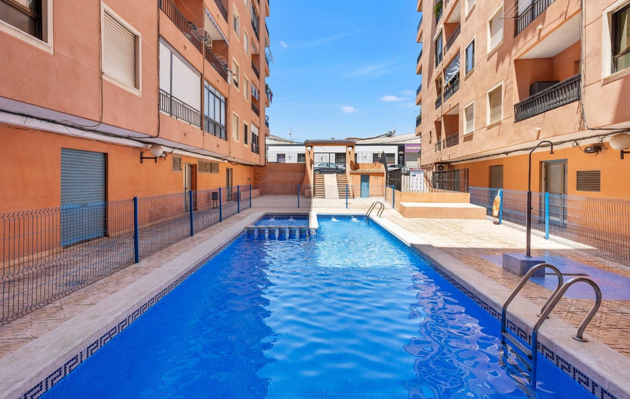 Resale - Piso - Torrevieja - Centro