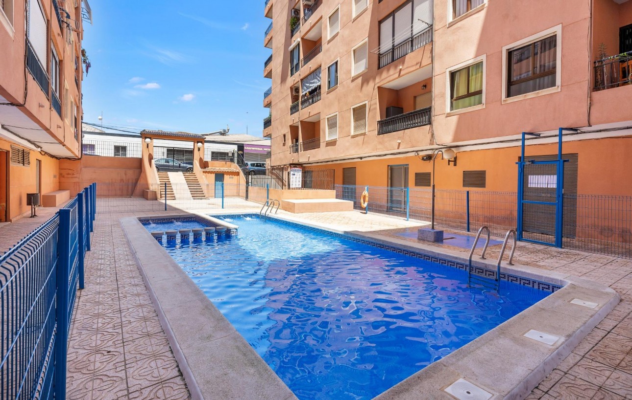 Resale - Piso - Torrevieja - Centro