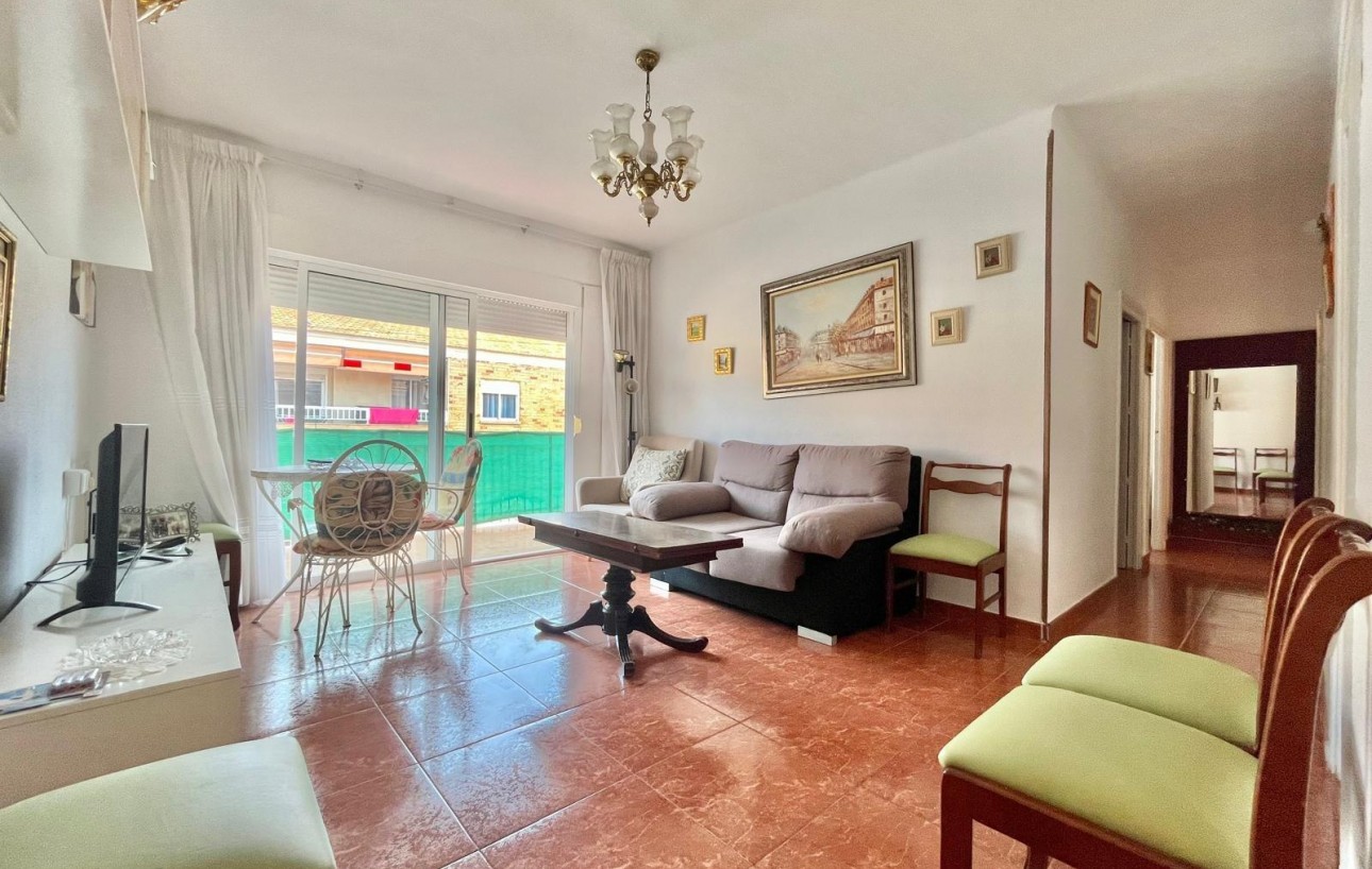 Resale - Wohnung - Torrevieja - Estacion de autobuses