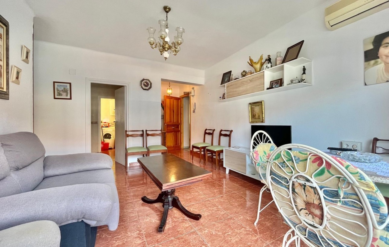 Resale - Wohnung - Torrevieja - Estacion de autobuses