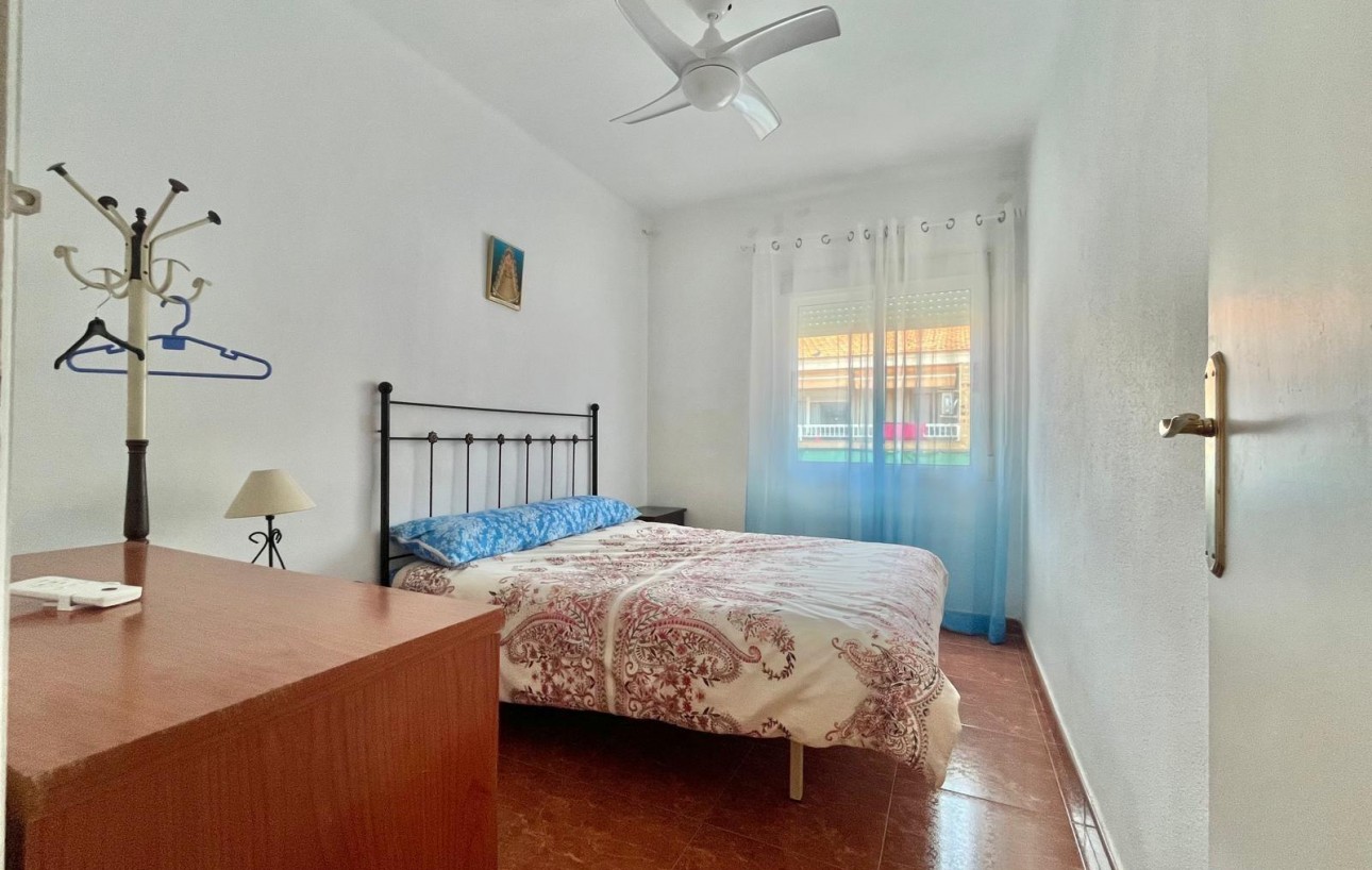 Resale - Wohnung - Torrevieja - Estacion de autobuses