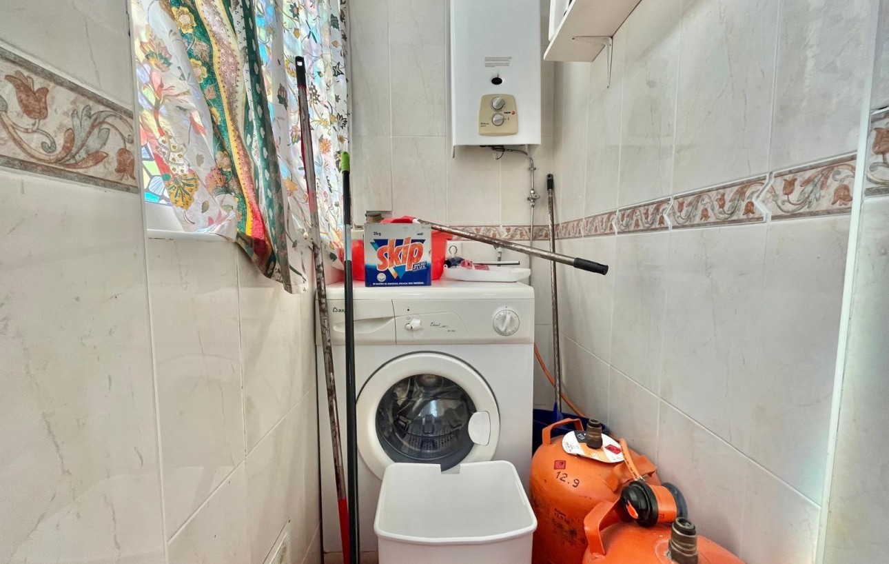 Resale - Wohnung - Torrevieja - Estacion de autobuses