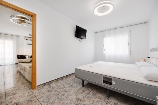 Resale - Lägenhet - Torrevieja - Playa de los Naufragos