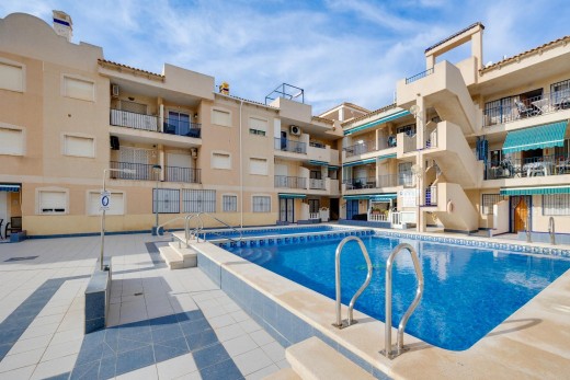 Resale - Lägenhet - Torrevieja - Playa de los Naufragos