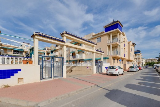 Resale - Lägenhet - Torrevieja - Playa de los Naufragos