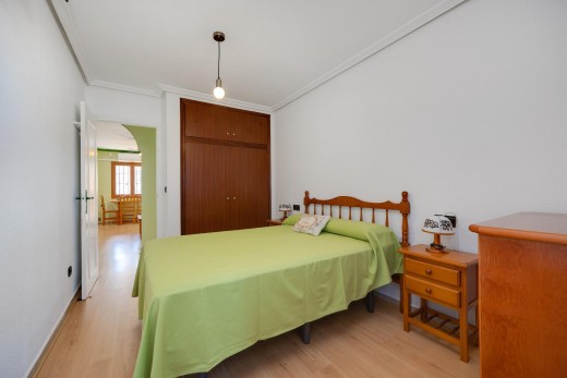 Resale - Lägenhet - Torrevieja - Playa de los Naufragos