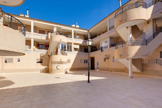 Resale - Lägenhet - Torrevieja - Playa de los Naufragos