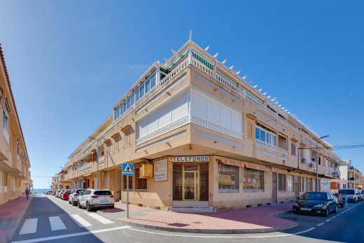 Resale - Lägenhet - Torrevieja - Playa de los Naufragos