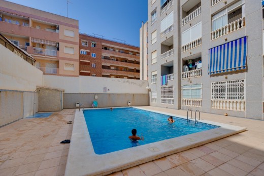 Resale - Studie - Torrevieja - Habaneras
