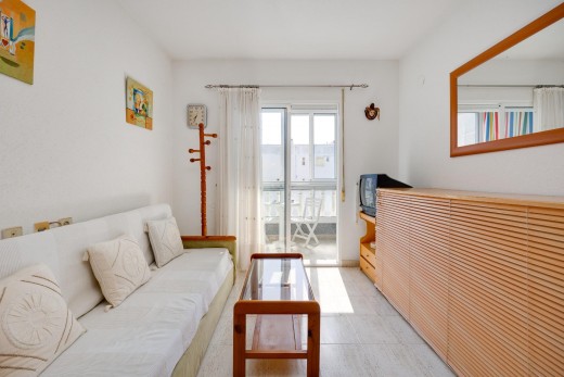 Resale - Studie - Torrevieja - Habaneras