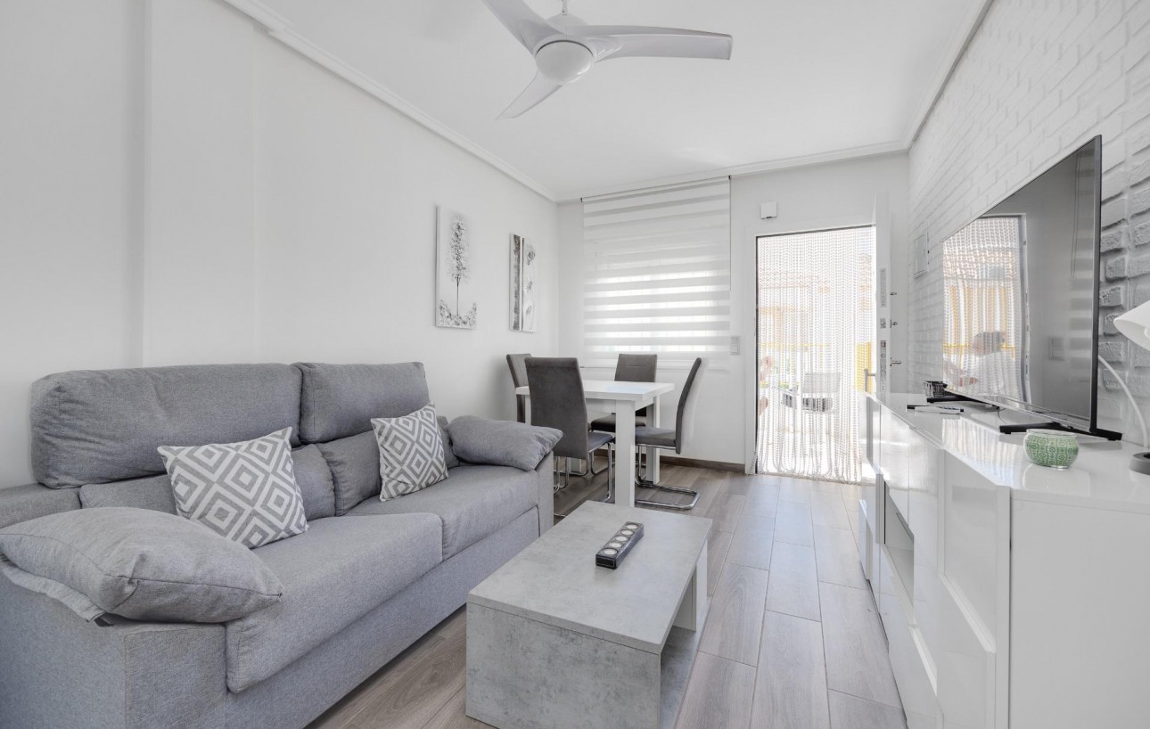 Resale - Bungalow Planta Alta - Torrevieja - Centro