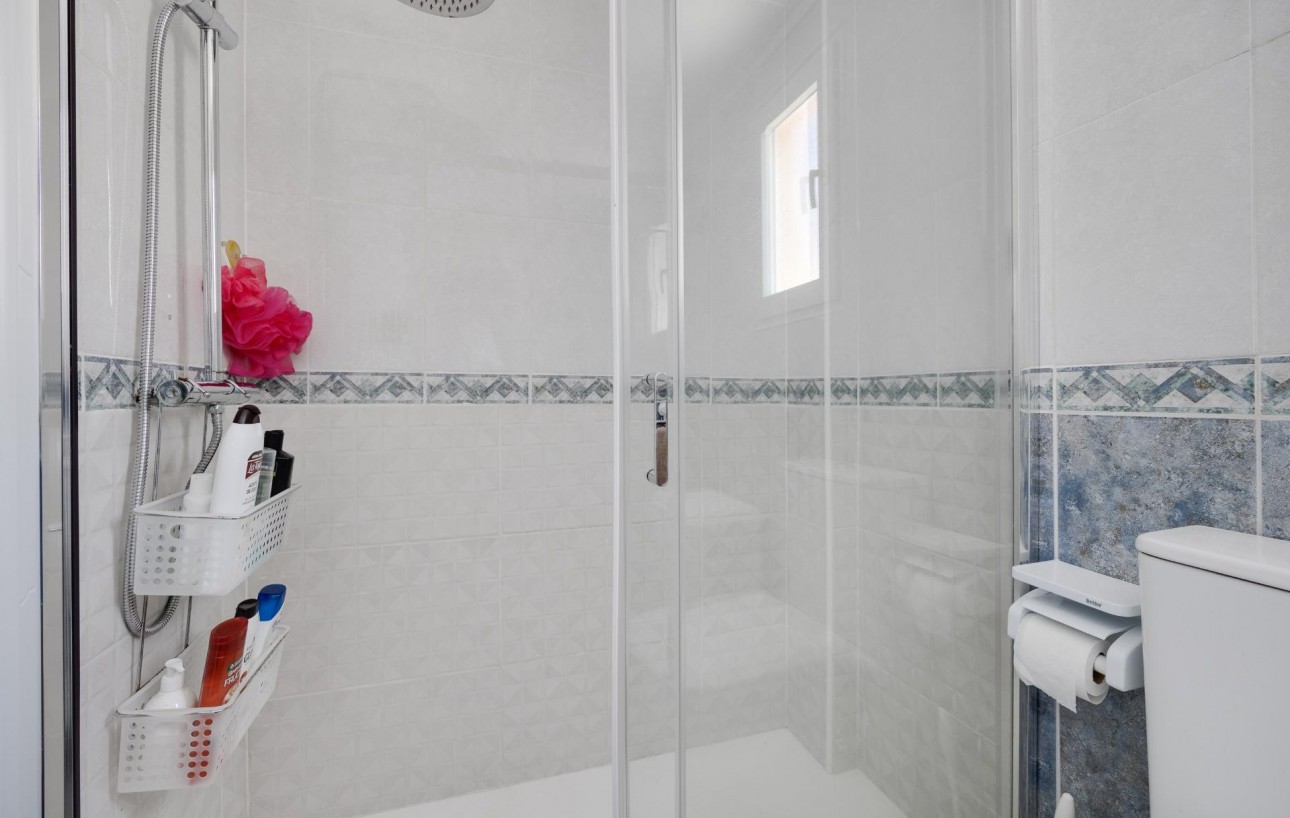 Resale - Bungalow Planta Alta - Torrevieja - Centro