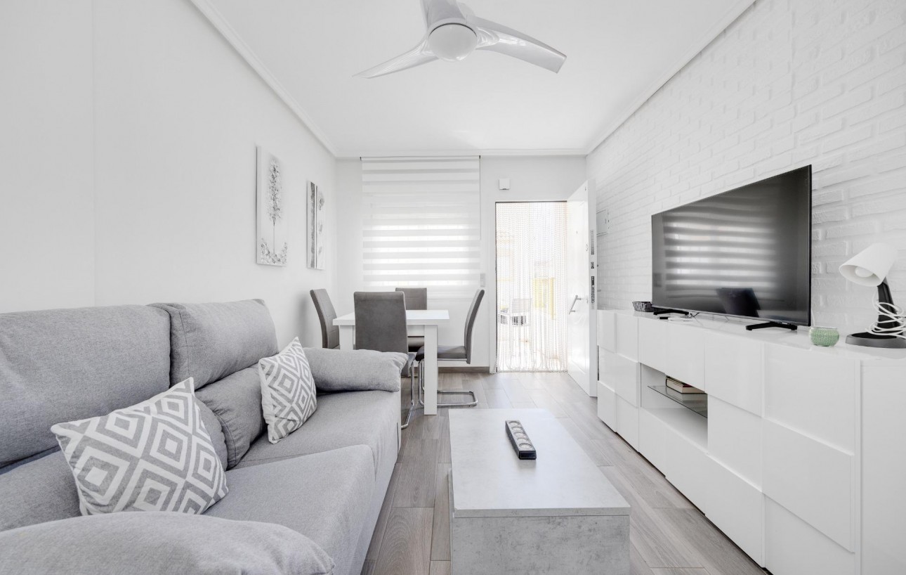 Resale - Bungalow Planta Alta - Torrevieja - Centro