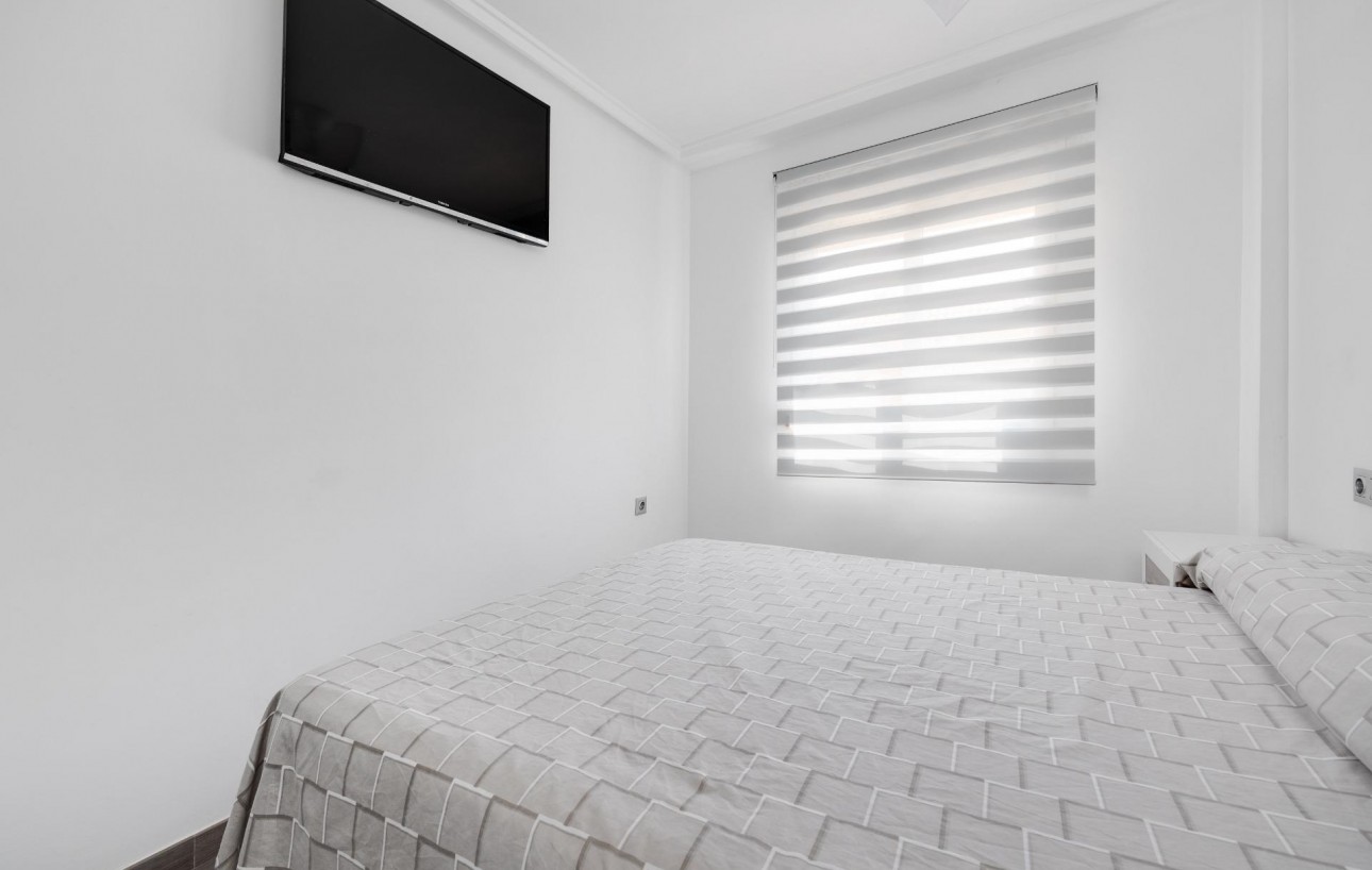 Resale - Bungalow Planta Alta - Torrevieja - Centro