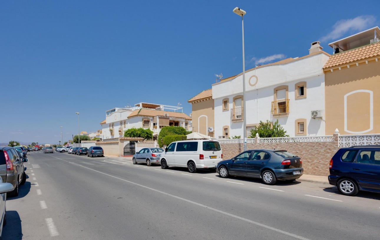 Resale - Bungalow Planta Alta - Torrevieja - Centro