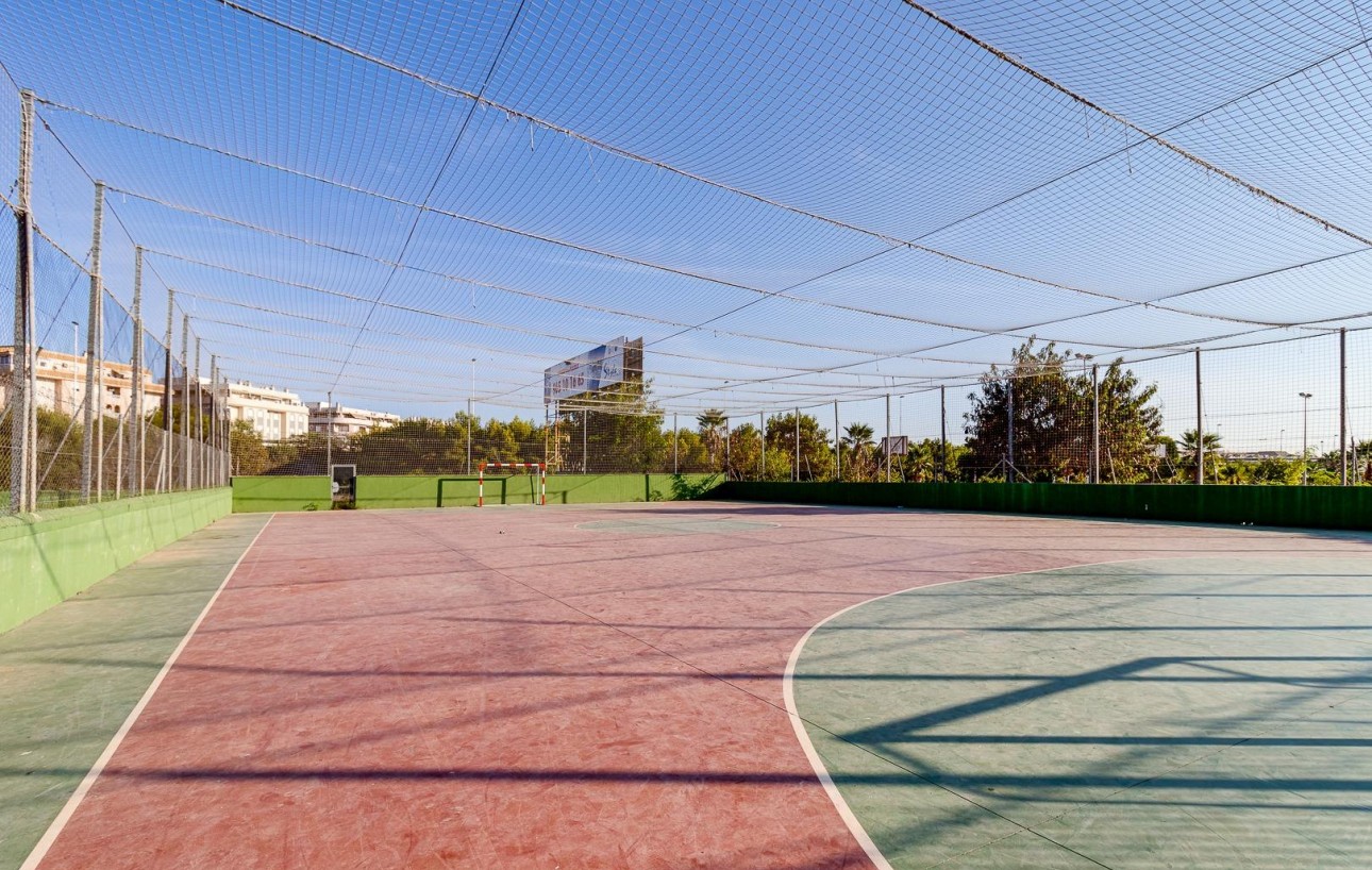 Resale - Bungalow Planta Alta - Torrevieja - Centro