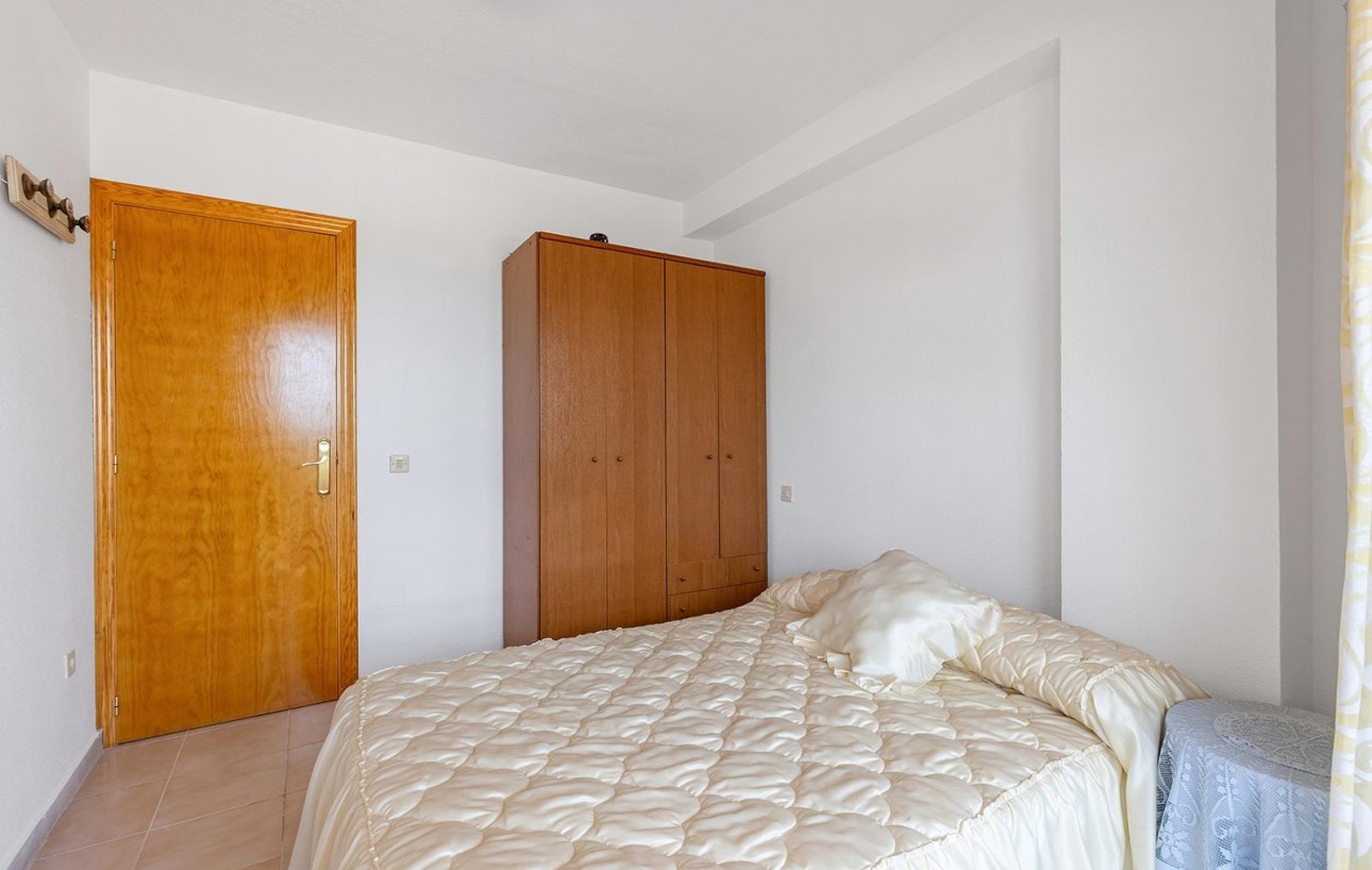 Resale - Lägenhet - Torrevieja - Cabo cervera