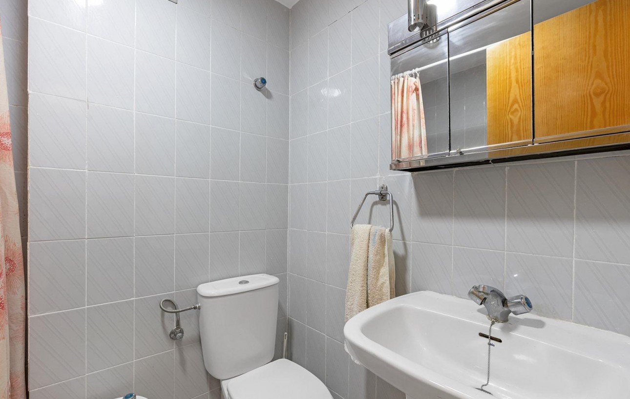 Resale - Lägenhet - Torrevieja - Cabo cervera