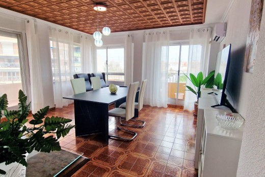 Resale - Lägenhet - Torrevieja - Acequion