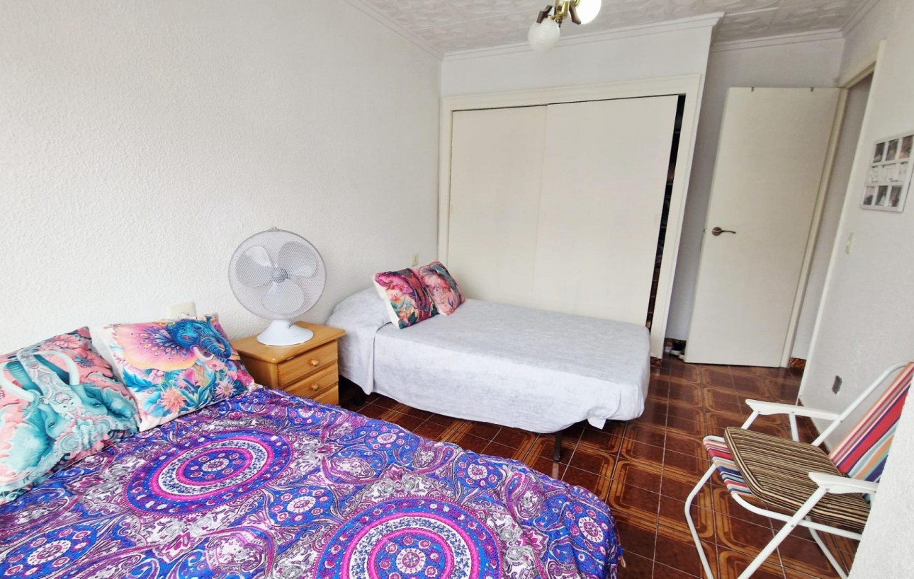 Resale - Lägenhet - Torrevieja - Acequion