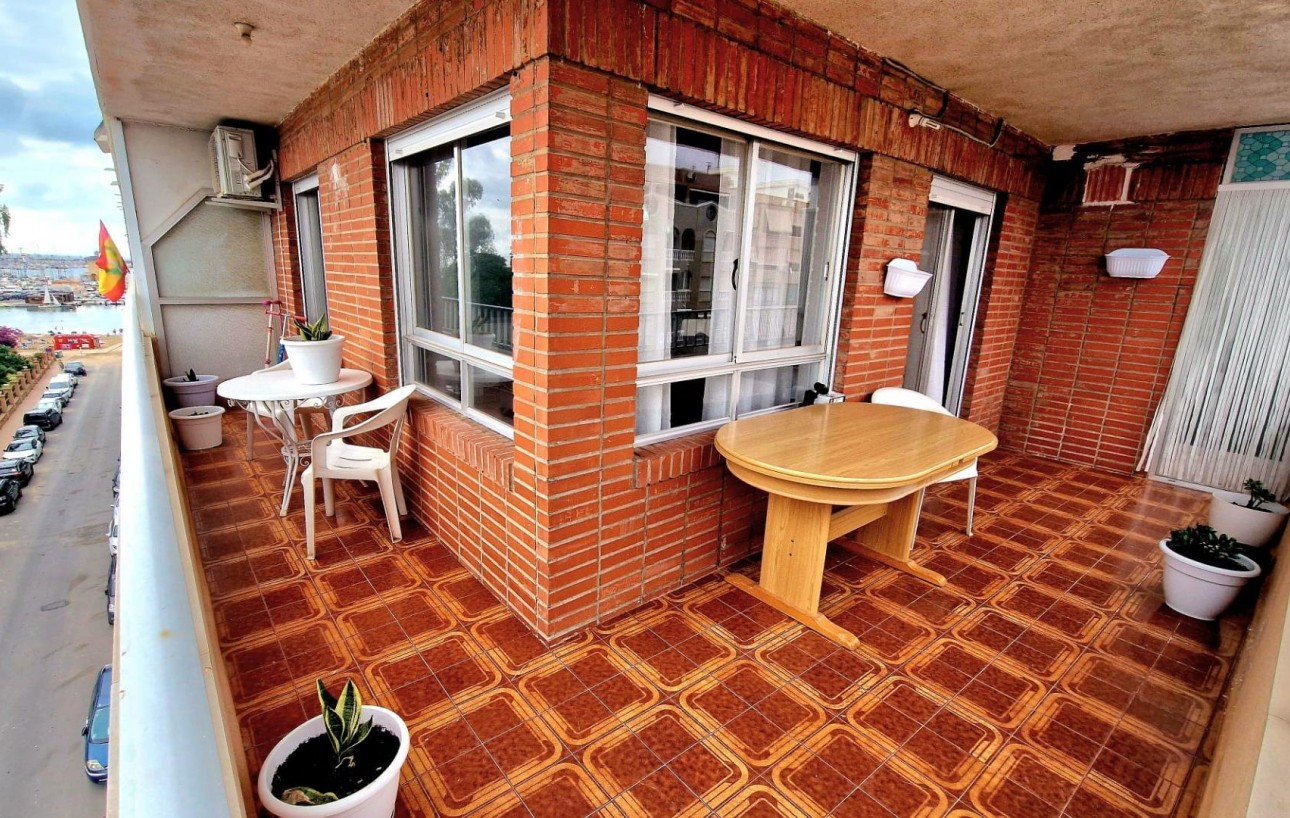 Resale - Lägenhet - Torrevieja - Acequion