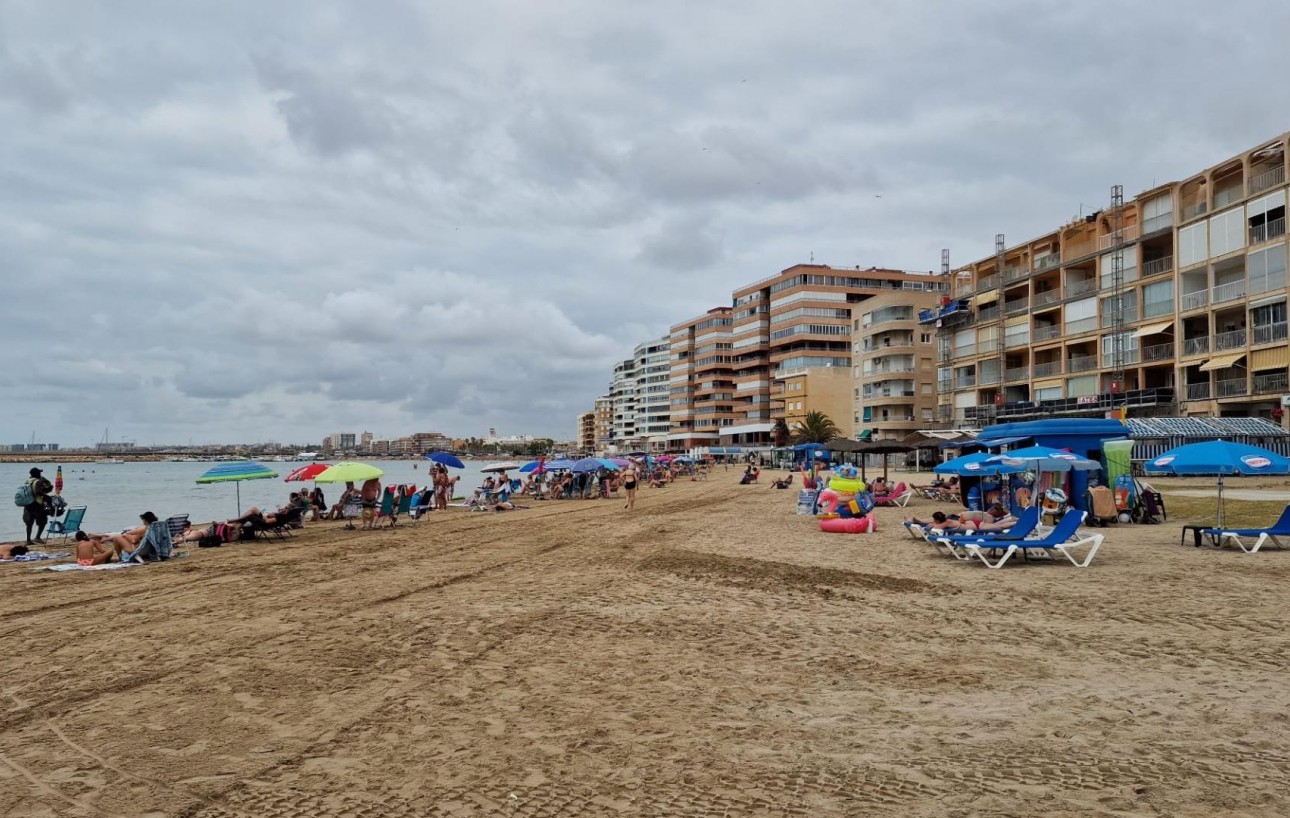 Resale - Lägenhet - Torrevieja - Acequion