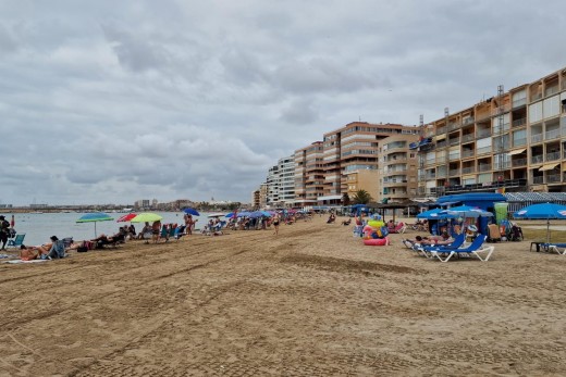 Resale - Lägenhet - Torrevieja - Acequion