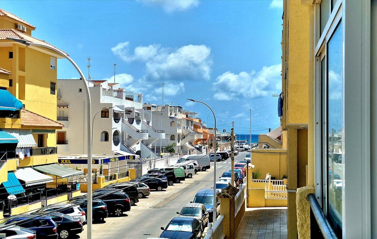 Sale - Apartment - Torrevieja - La Mata