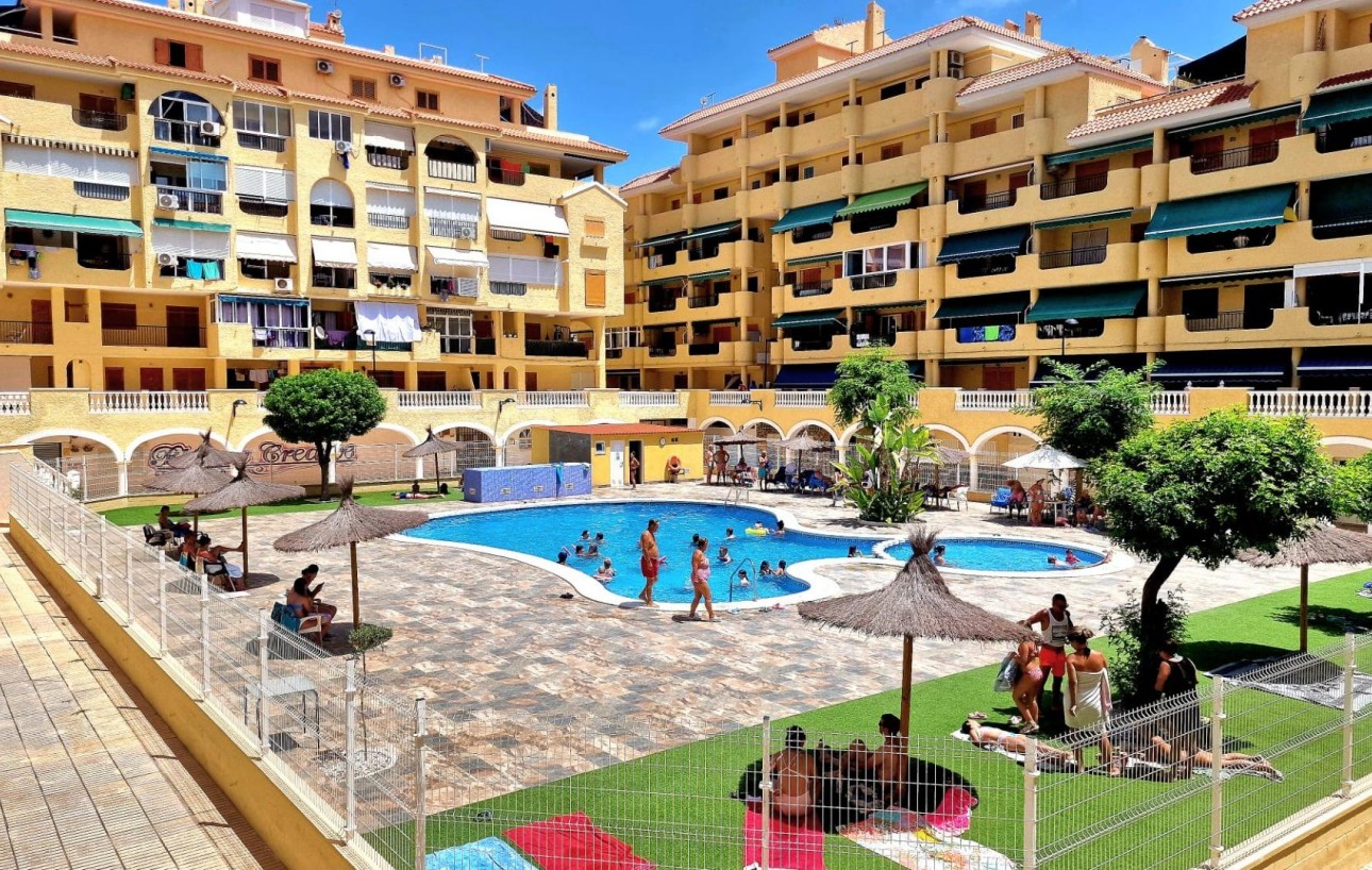 Sale - Apartment - Torrevieja - La Mata