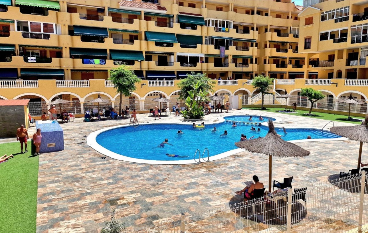 Sale - Apartment - Torrevieja - La Mata