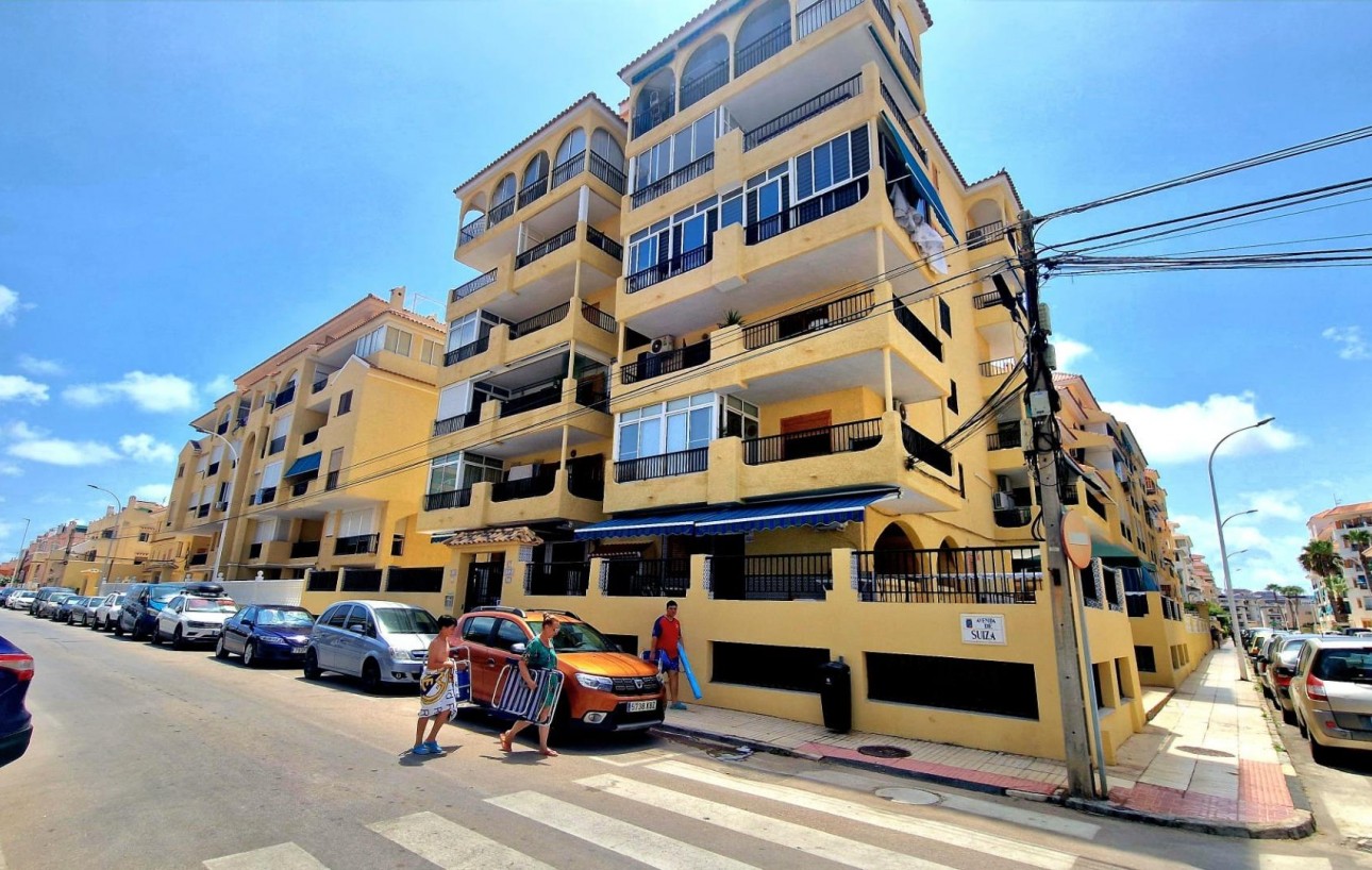 Sale - Apartment - Torrevieja - La Mata