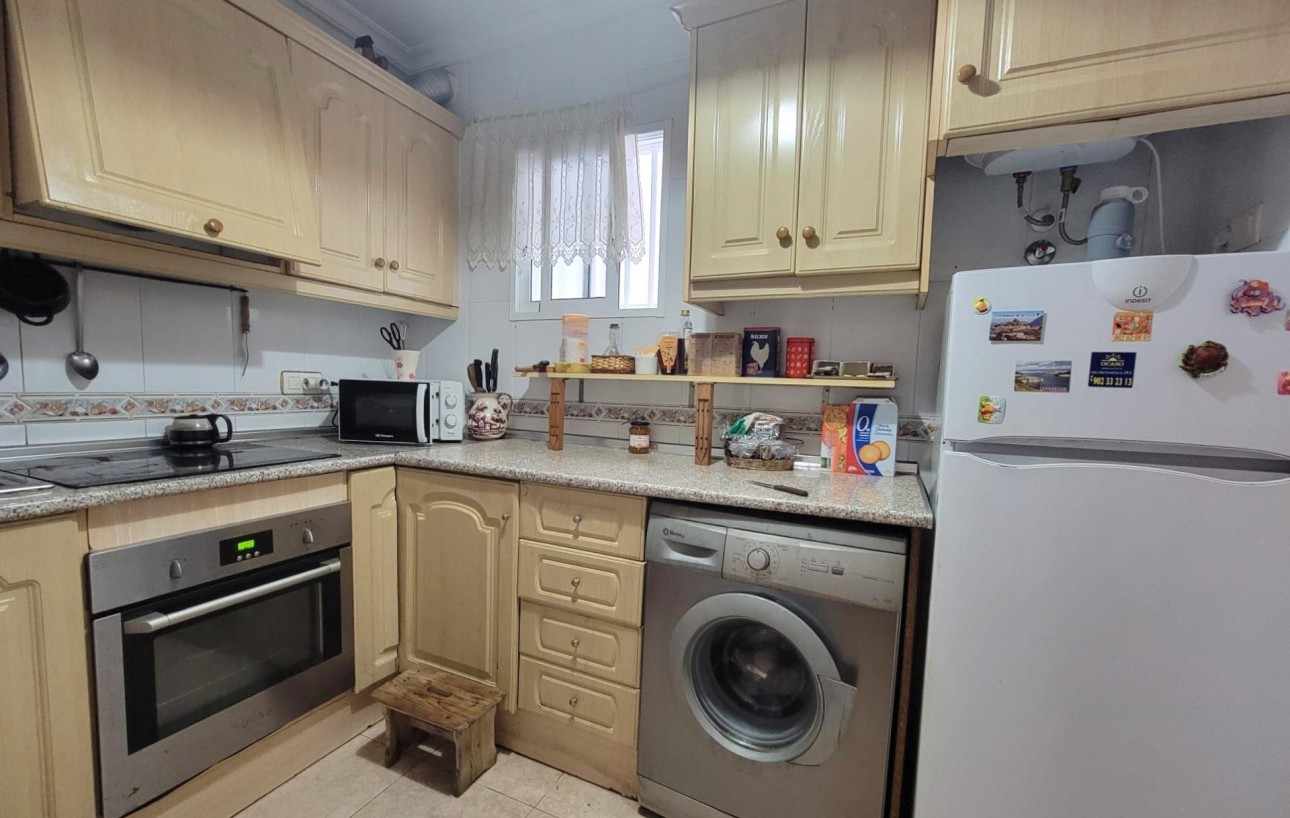 Sale - Apartment - Torrevieja - Centro